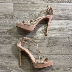 Pelle Moda Sparkly Stiletto Heels Blush Sz 7.5
